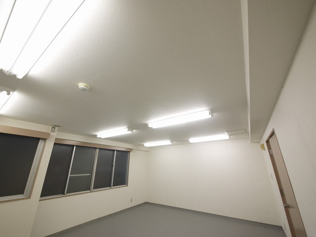 千曲ビルの内装