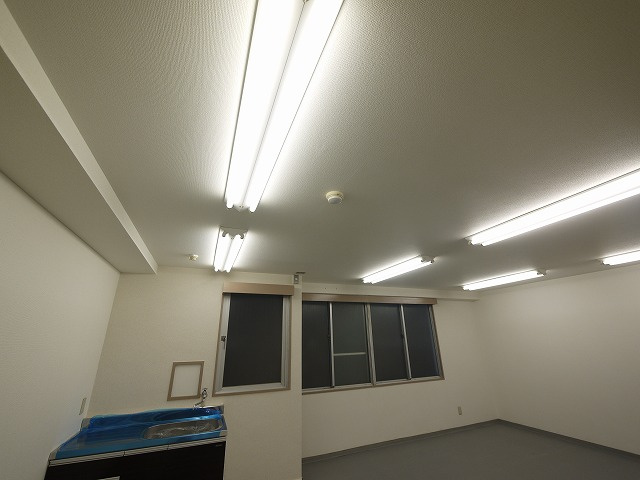 千曲ビルの内装