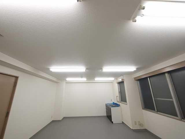 千曲ビルの内装