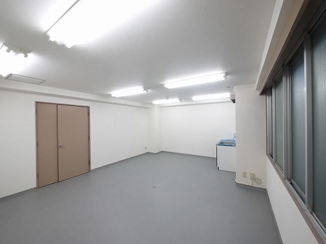 千曲ビルの内装