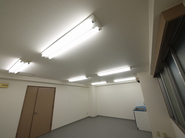 千曲ビルの内装