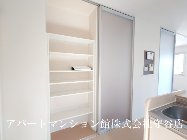 グランメゾン美園の収納