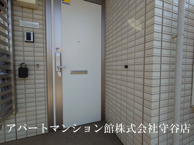 グランメゾン美園の玄関