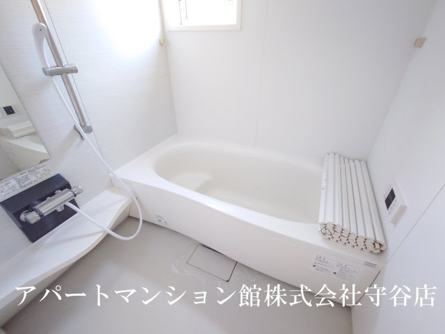 グランメゾン美園の浴室