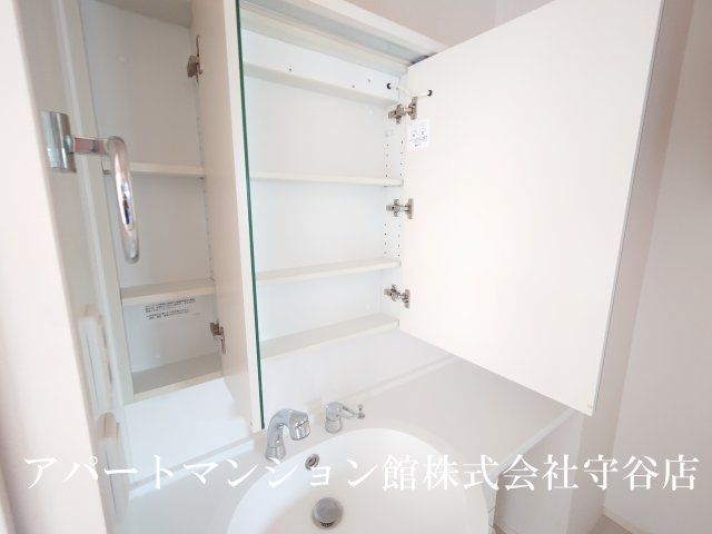 グランメゾン美園の収納
