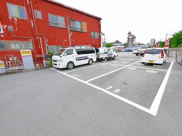 パインリーフ天理の駐車場|駐車場です