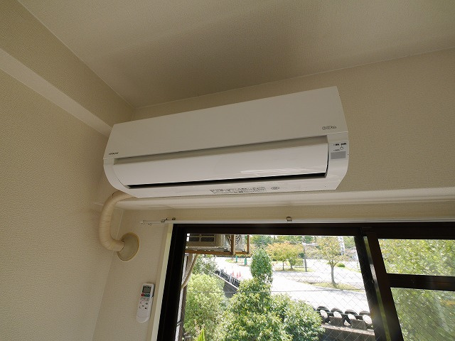 アミティ西大寺Ｐ８の設備