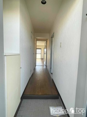 【玄関】 | サンセイコート（甲子園駅・春風小学校・上甲子園中学校区） | サンセイコート