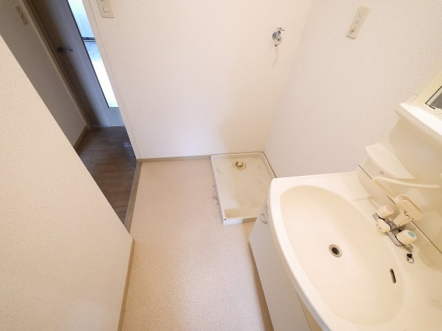 セジュール壱番館Kの洗面所|使いやすい洗面所です