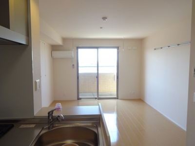 【洋室】 | Chez Moi | 別室の写真使用