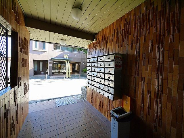 ジャルス郡山のエントランス|建物の内部です