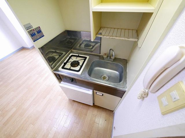 ジャルス郡山のキッチン|コンパクトなキッチンで掃除もラクラク