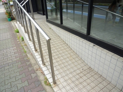 【エントランス】 | 松島店舗