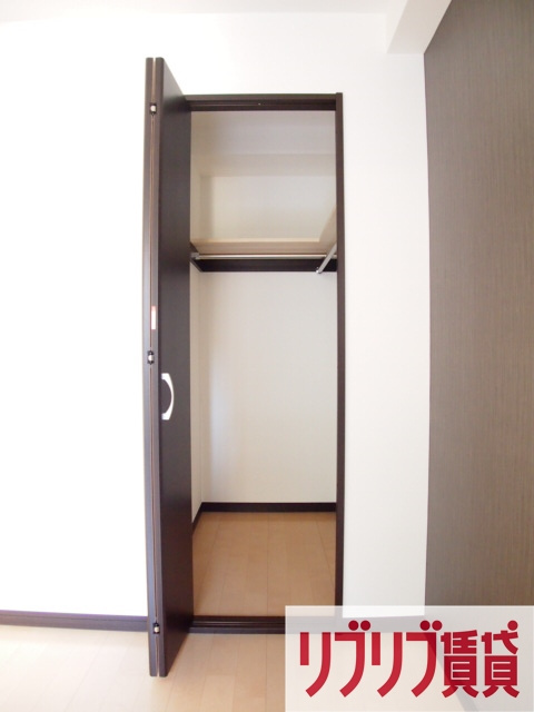 Riria本千葉弐番館の収納