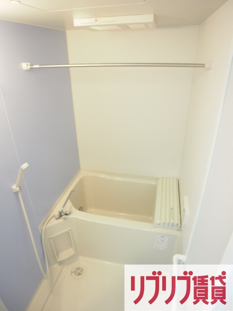 Riria本千葉弐番館の浴室