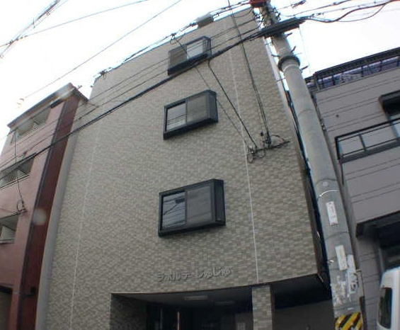 ラポルテじゅじゅの外観