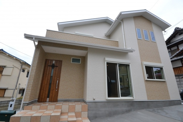 クロワールタウン久米田　岸和田市池尻町　新築戸建の外観|当社施工事例