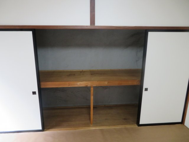 コーポからまつの収納|専用の収納スペースです