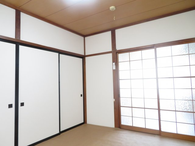 コーポからまつの和室|い草の香りが落ち着く素敵な和室です