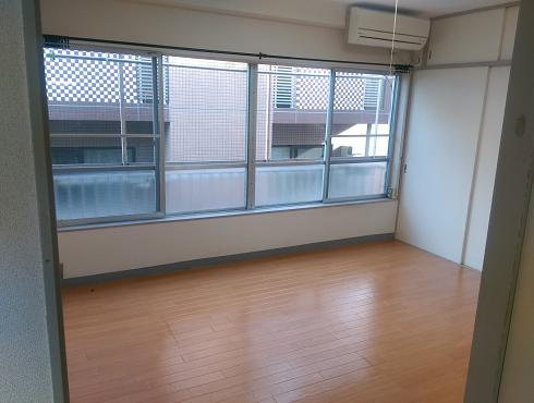 【居間・リビング】 | 原宿マンション