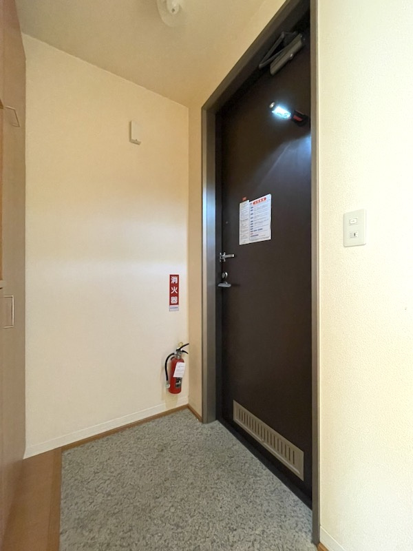 メゾンマスト盛南Ⅰの玄関