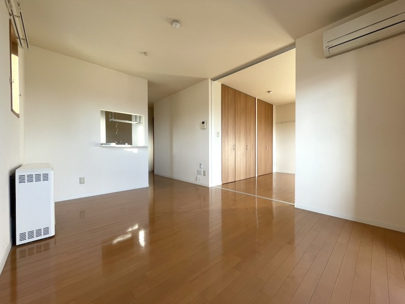 メゾンマスト盛南Ⅰの居間・リビング