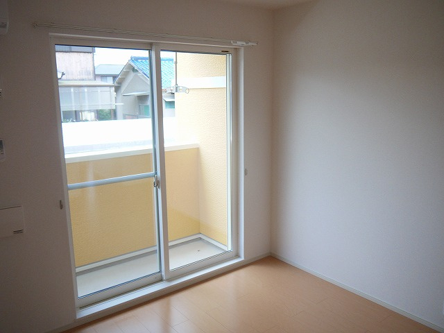 サン　フォレストの居間・リビング