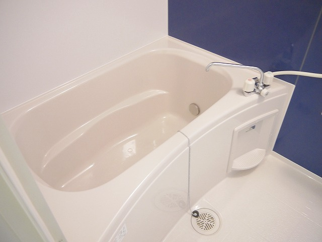 サン　フォレストの浴室