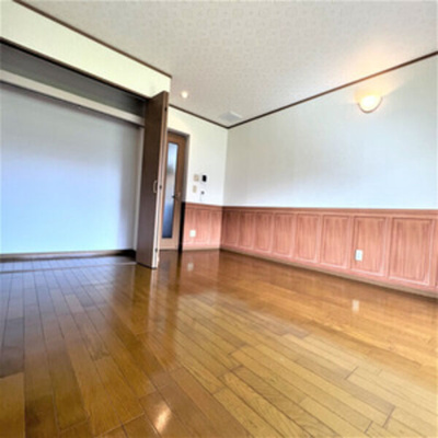 【寝室】 | アーバングランツ三重