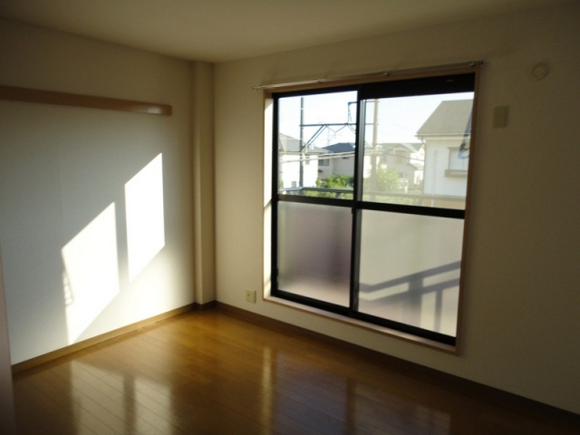 【居間・リビング】 | ルーベンス日永Ⅱ | ※同建物同型別のお部屋