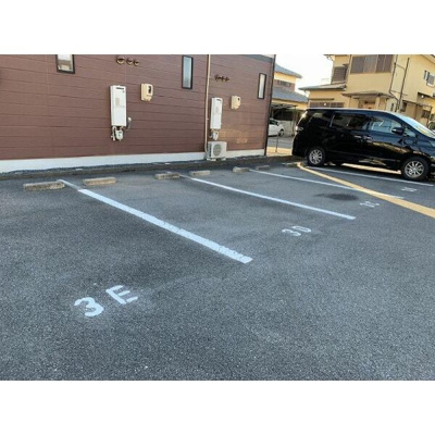 【駐車場】 | ルーベンス日永Ⅲ | ※同建物同型別のお部屋