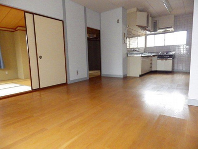 【居間・リビング】 | フルール鵜の森 | ※同物件別室参考写真