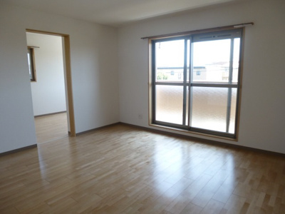 【居間・リビング】 | シンシア(日永西) | ※同建物同型別のお部屋