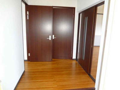 【玄関】 | サンコーポラス | ※同物件別室参考写真