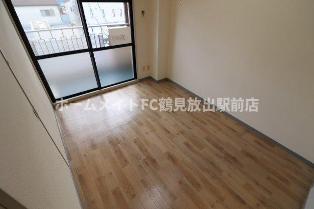 グリーンハイツ今津の洋室