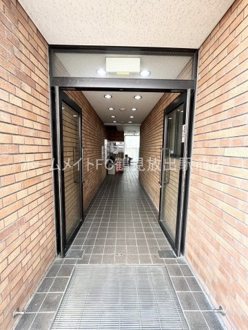 グリーンハイツ今津のエントランス