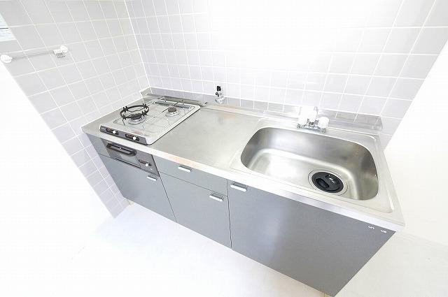 艸香駅前ビルのキッチン