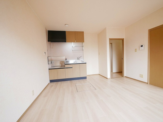 ファミール州見　B棟のキッチン|キッチンでお料理をお楽しみください