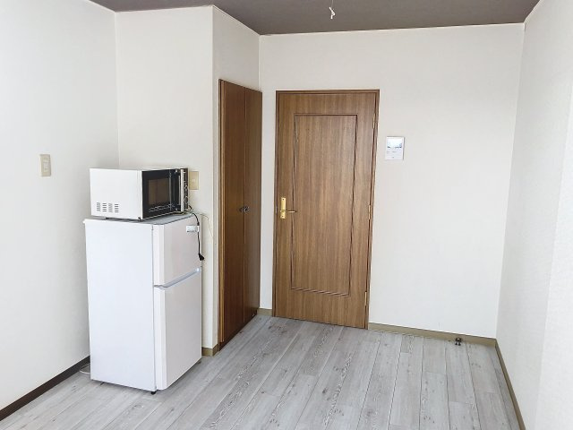パンション白川の洋室|スタンダードな洋室です