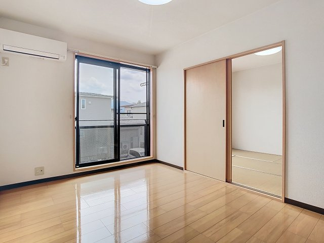 センティアムタナカの洋室