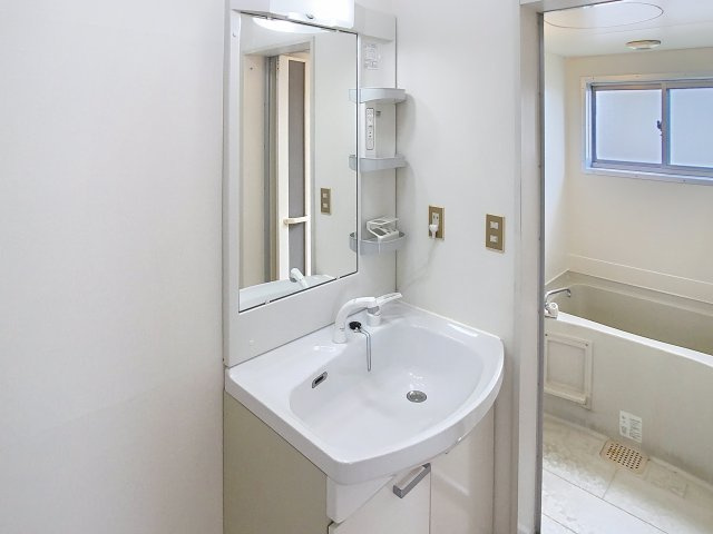 パイクプレースの洗面所