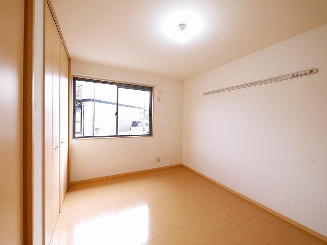 ディアコートⅡの寝室|落ち着いて過ごせるお部屋なので、寝室にいかがでしょうか