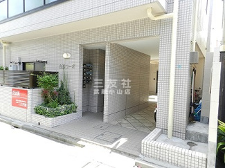 【エントランス】