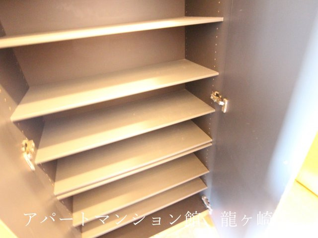 フォーシーズン白羽Aの収納