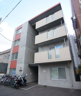 【外観】 | シャープなデザインが印象的な洗練の住まい