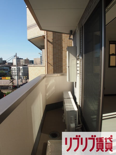 プランドール千葉のバルコニー