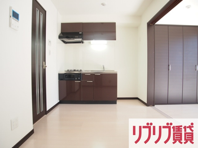 プランドール千葉の居間・リビング