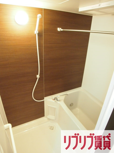 プランドール千葉の浴室