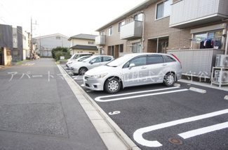 【駐車場】