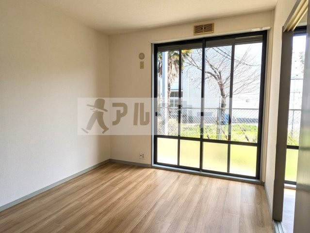 サンビレッジOKUNO(オクノ) Bの洋室